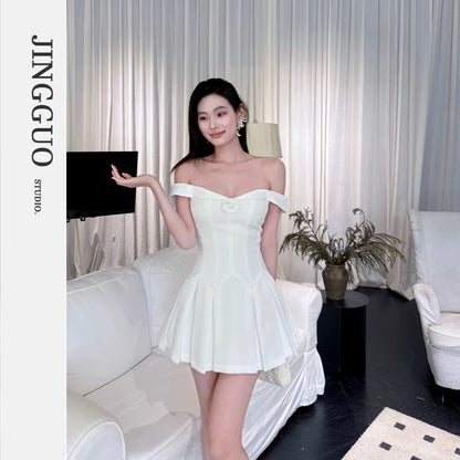 【JINGGUO Luxury】Niche Design French Off-Shoulder Elegant Strapless Pleated Waist-Defining Dress 7427