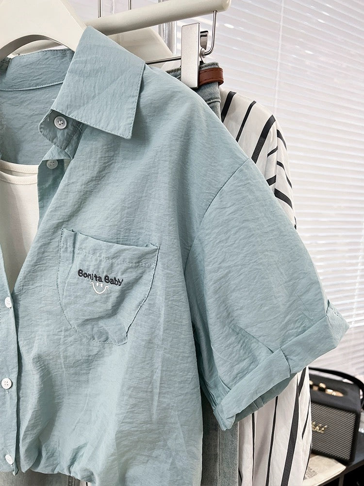 Lake blue fake two-piece smiley face embroidered right shoulder short-sleeved shirt for women summer design niche shirt short top