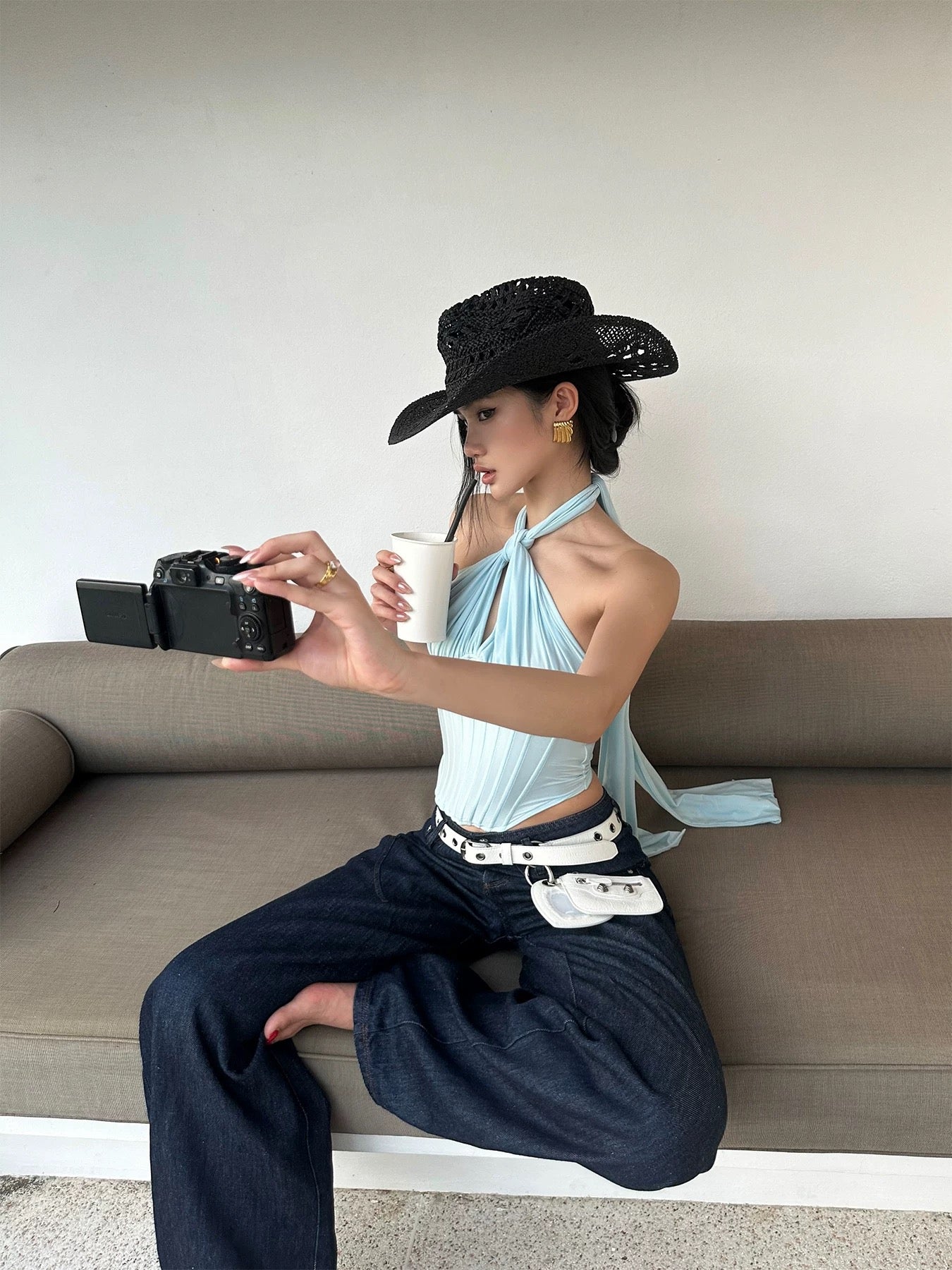 Rovente Blue Halter Neck Fishbone Vest Design Sexy Girl Bra Vacation Fitted Waist Outerwear Camisole Top Women's