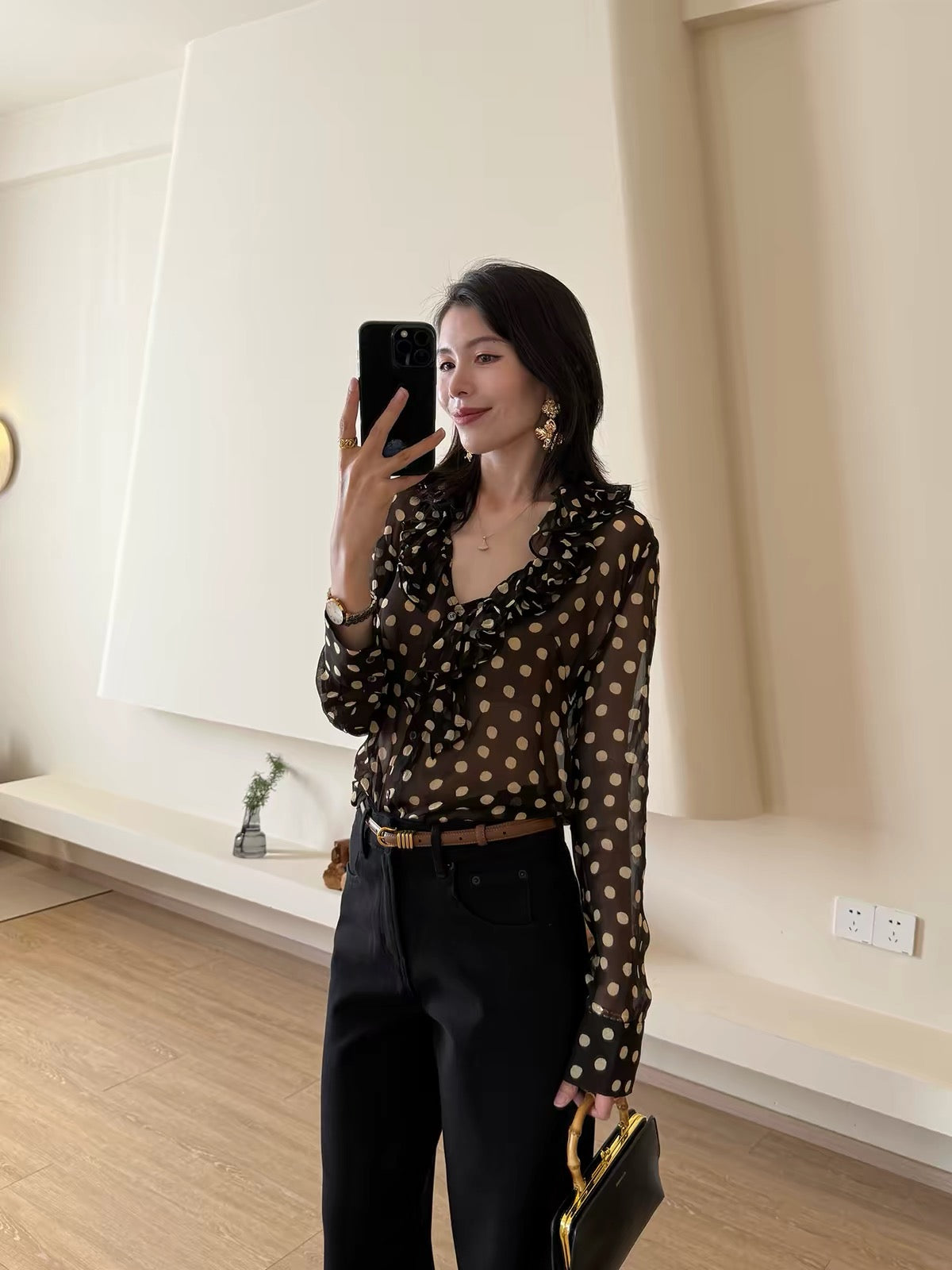 Women's Elegant Polka-Dot Long-Sleeve V-Neck Blouse with Ruffle Trim – Versatile, Chic Style for Work or Casual Wear