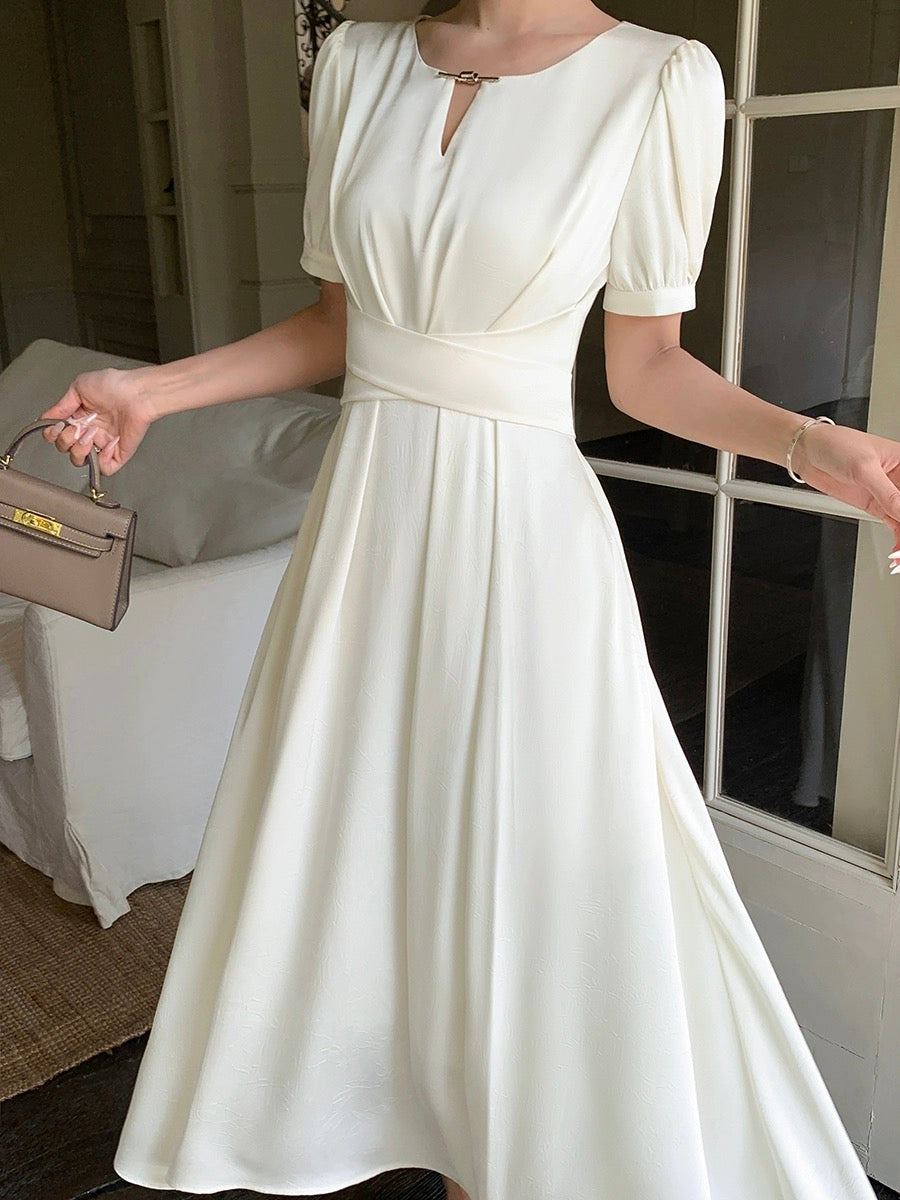 Guo Ge's 2024 new summer style off-white dress for women French slim and gentle style satin lace long skirt