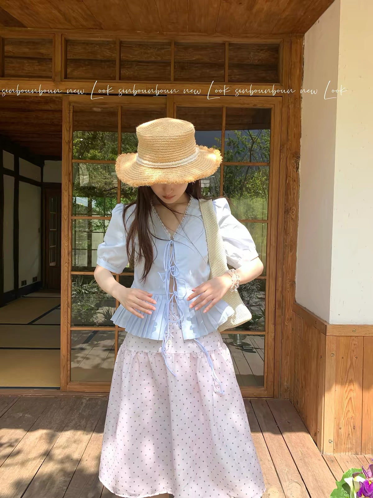 Xinbangbang – Refreshing Sea Salt Blue Lace-Trimmed V-Neck Puff-Sleeve Blouse with Tie-Front, Pleats, and Ruffles