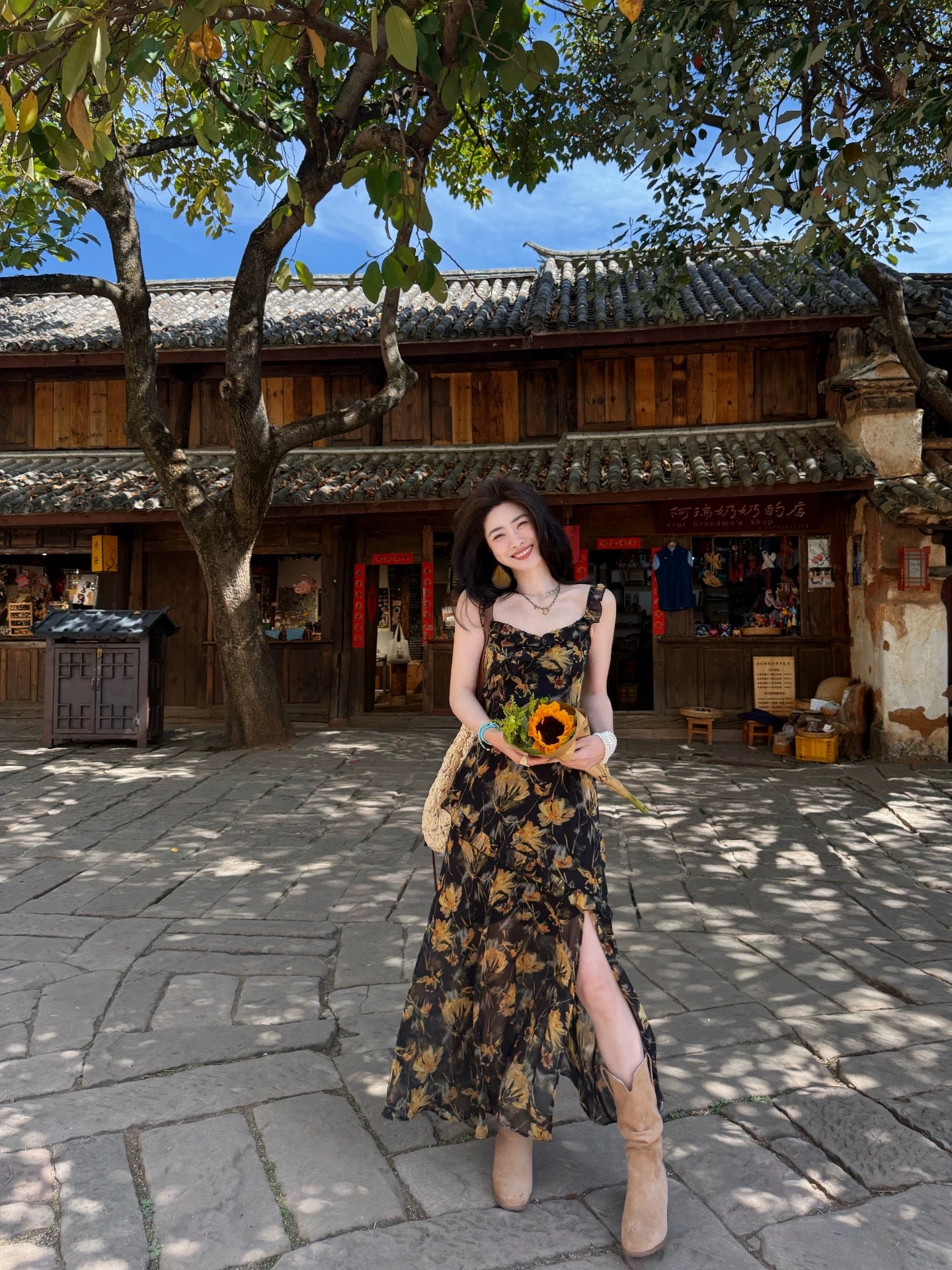 Wu Lingling [Gin & Tonic] French-style Ruffled Floral Print Sundress for Women, Summer Slimming Waist-cinching Long Dress