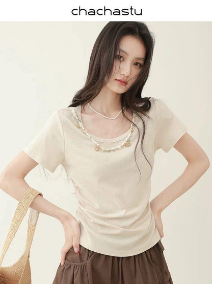CHACHASTU [Summer Prologue] Customized handmade shell colored bead necklace textured short-sleeved T
