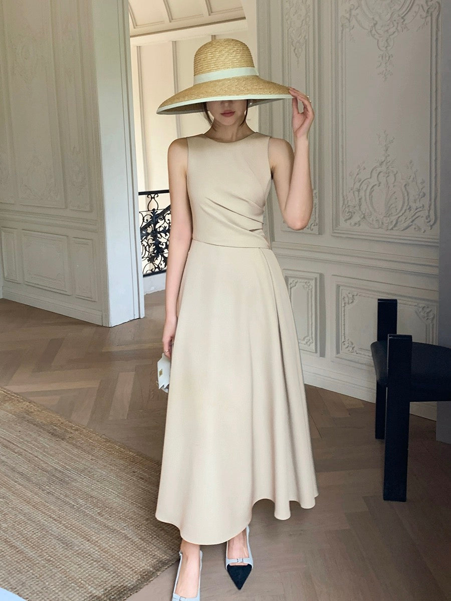 Guo Ge's Sleeveless Dress Women's 2024 Summer New Style Waist Slimming Commuting Pleated Vest Long Skirt