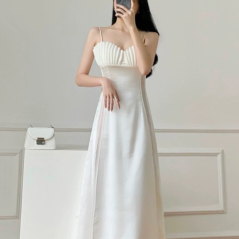 2024 new summer women's clothing design French first love skirt waist slimming gentle style suspender dress