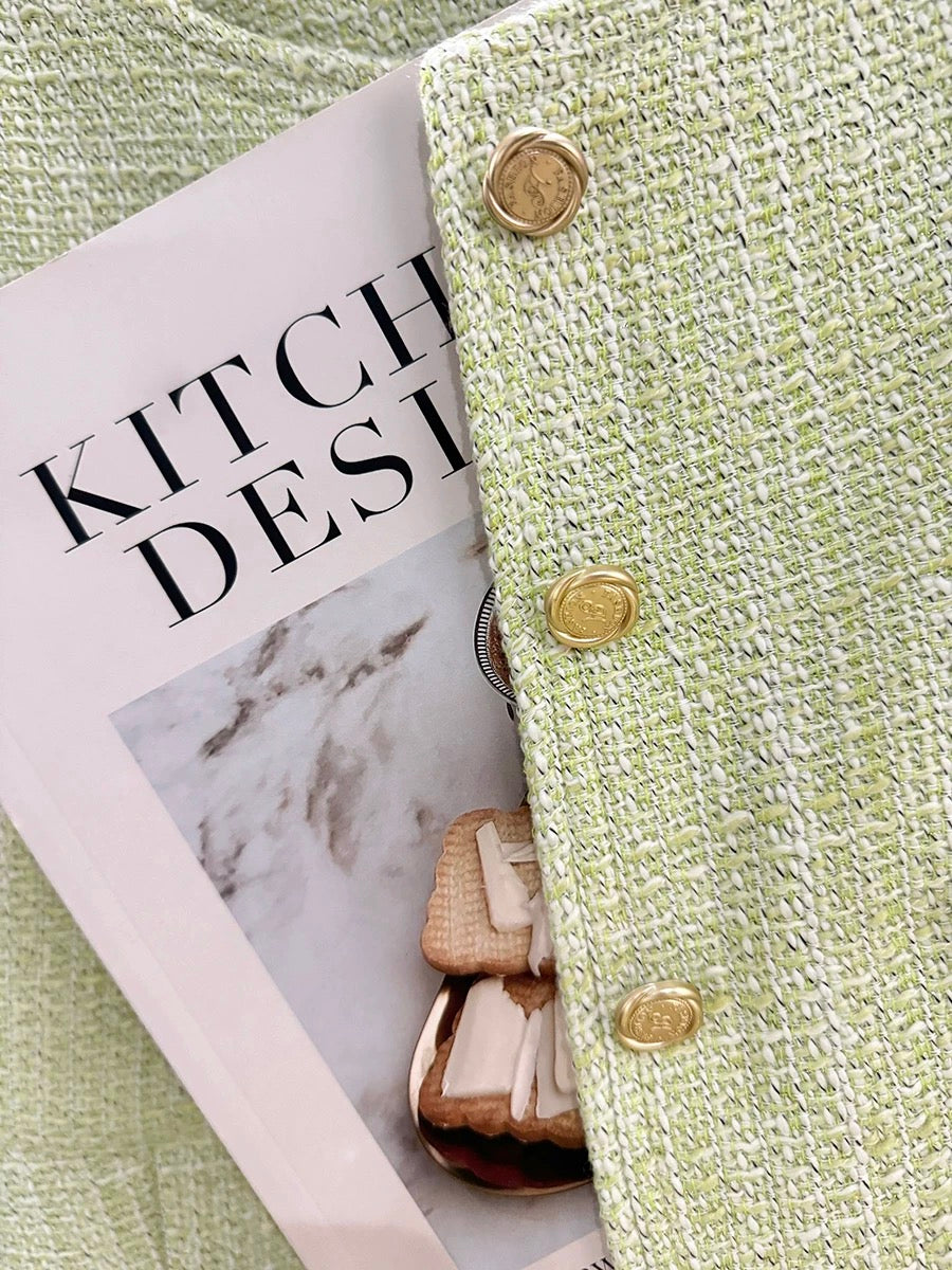 Green French-style-inspired jacket for women, new spring and autumn 2025 style, trendy chic and fresh textured short top.