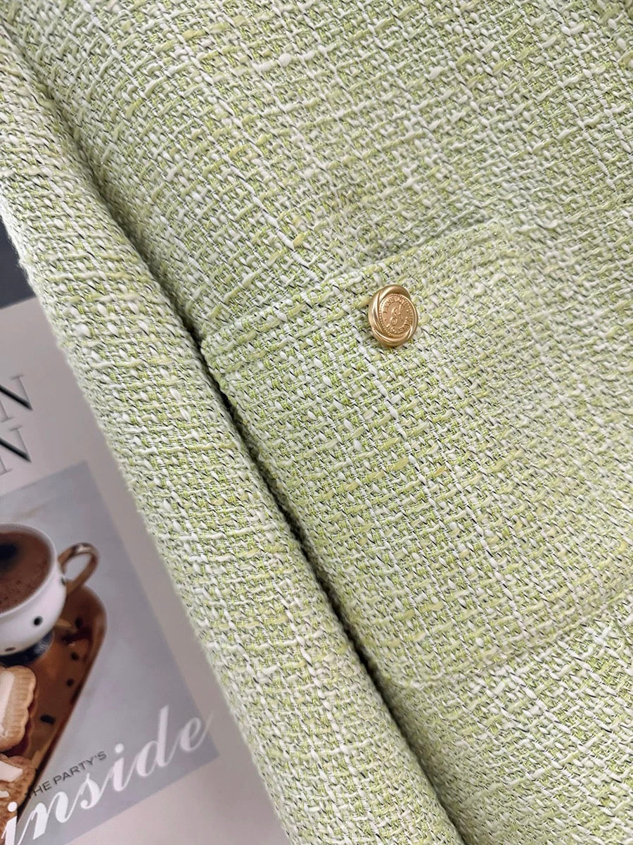 Green French-style-inspired jacket for women, new spring and autumn 2025 style, trendy chic and fresh textured short top.