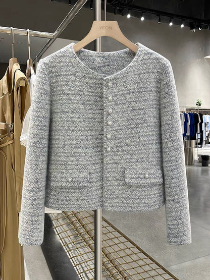 Elegant and refined grey down-lined-style jacket for women, 2025 new winter style, simple pearl button short top.