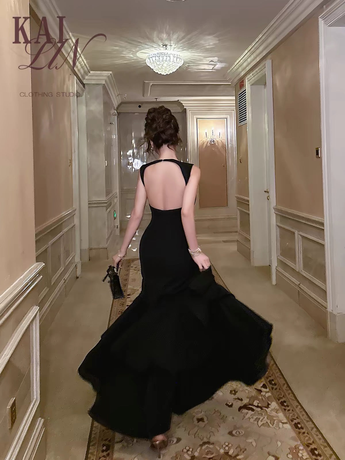 Original New Arrival [KAI LIN]: A sophisticated French-style mermaid dress featuring a slit—exuding an elegant, high- "heiress" vibe.