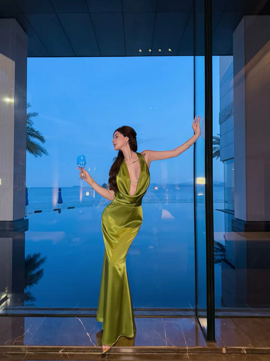 Original New Arrival [KAI LIN] – Pearlescent Satin French-Style Open-Back Mermaid Dress (Elegant Socialite Aesthetic)