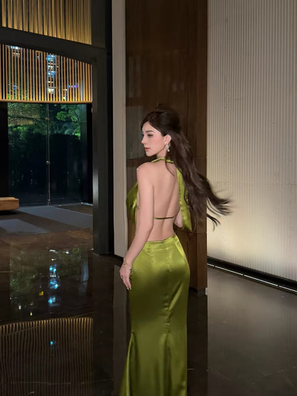 Original New Arrival [KAI LIN] – Pearlescent Satin French-Style Open-Back Mermaid Dress (Elegant Socialite Aesthetic)