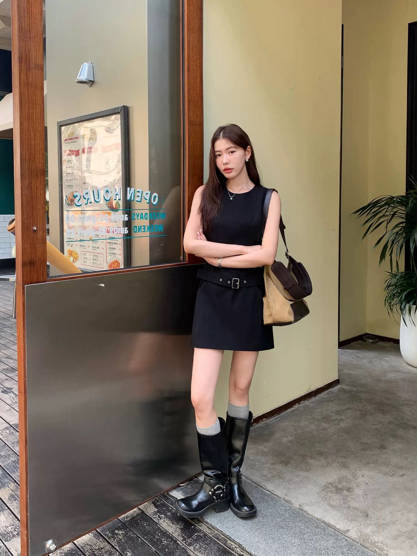 pusumede black round neck tank top dress for women Korean style temperament straight tie waist little black skirt short skirt