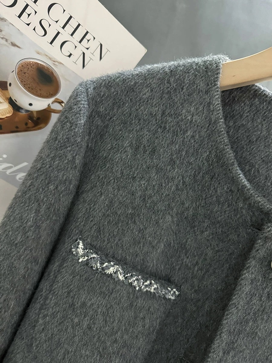 Grey sophisticated wool short coat for women, 2025 new autumn and winter style, mature and elegant double-faced wool coat.
