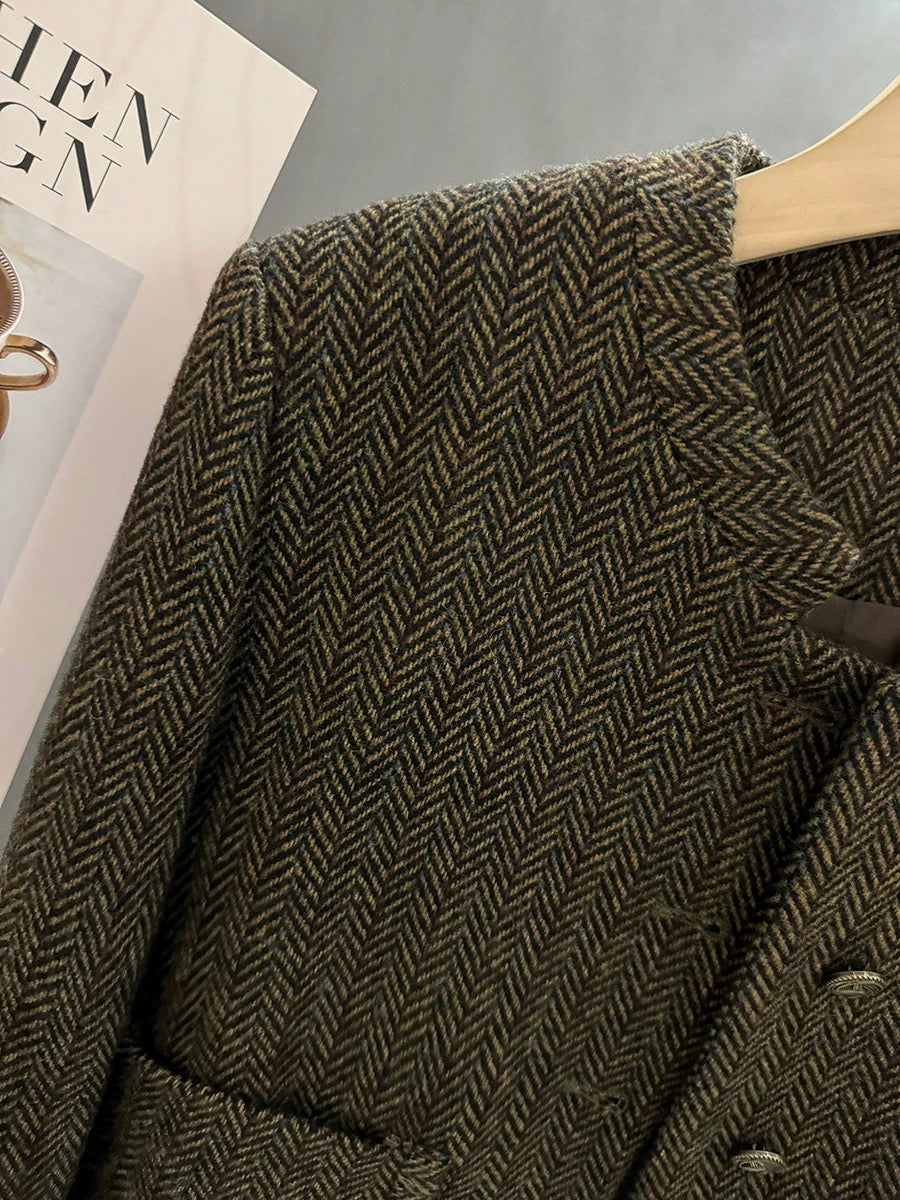 Dark brown herringbone wool short coat for petite women, new autumn/winter style, slimming and trendy.