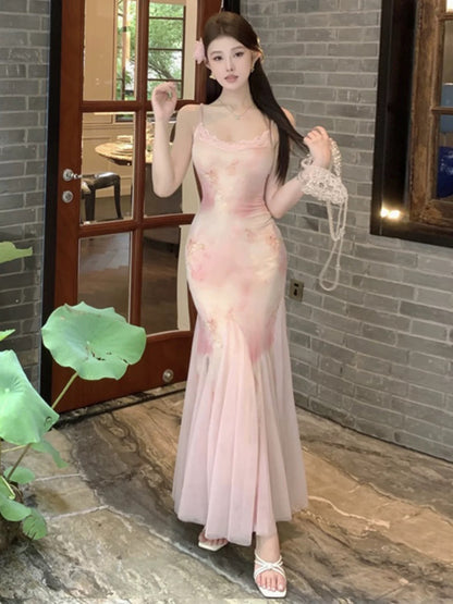 Amyway [French Sweetness] Resort Style Floral Slim-fitting Suspender Dress Temperament Mesh Fishtail Long Skirt