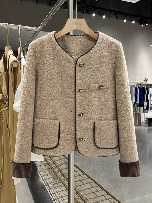 Khaki French retro down-lined-style coat for women, new 2025 winter style, elegant and fashionable short top