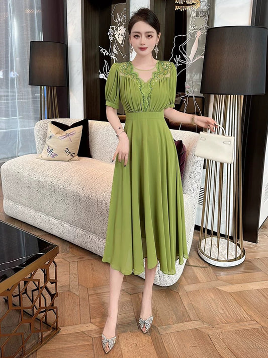 French temperament resort style design 2024 summer new style niche trendy temperament goddess style age-reducing dress for women