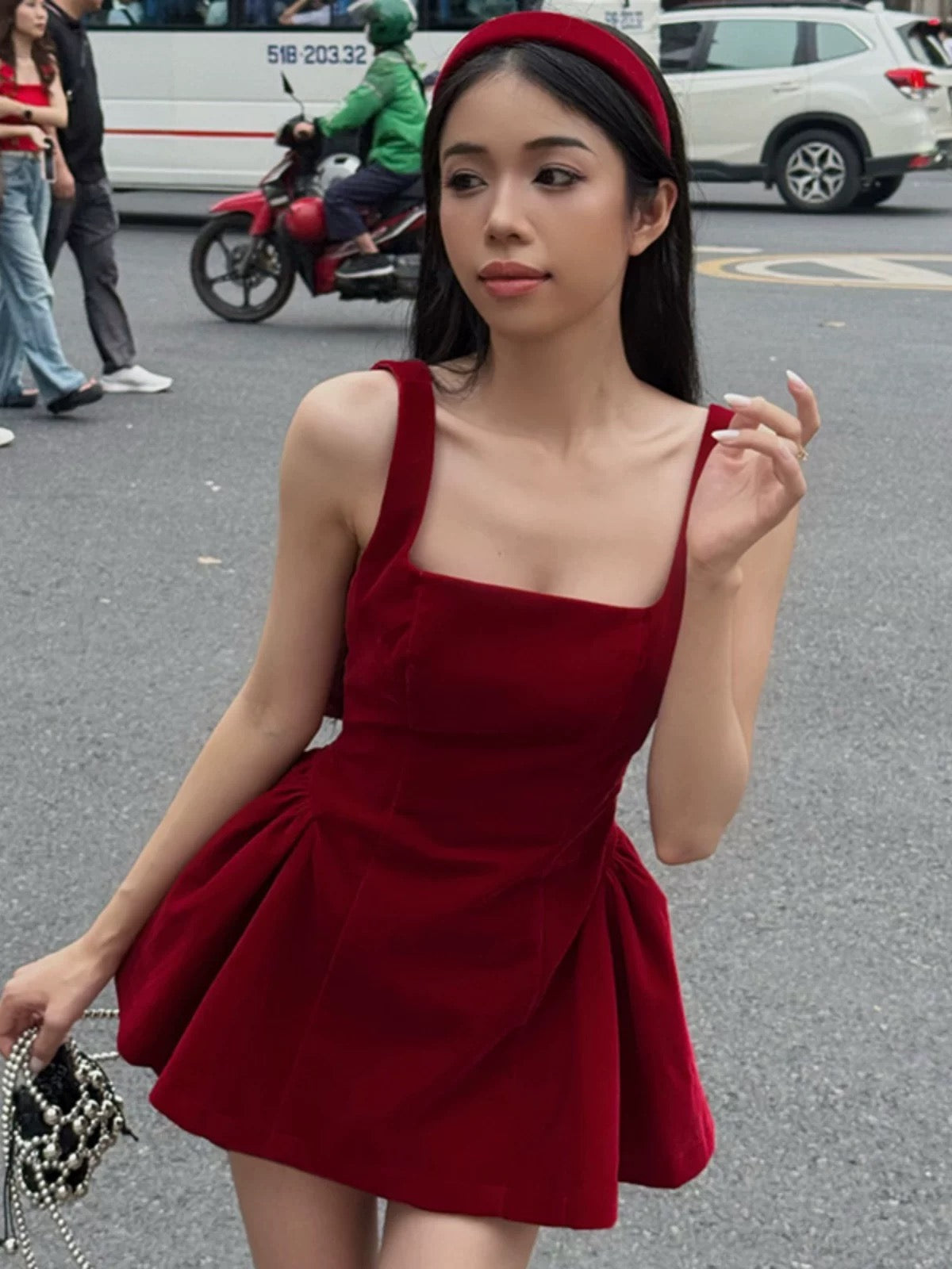 Amyway retro New Year's daughter style suspender dress waisted niche hot girl backless bow A-line skirt