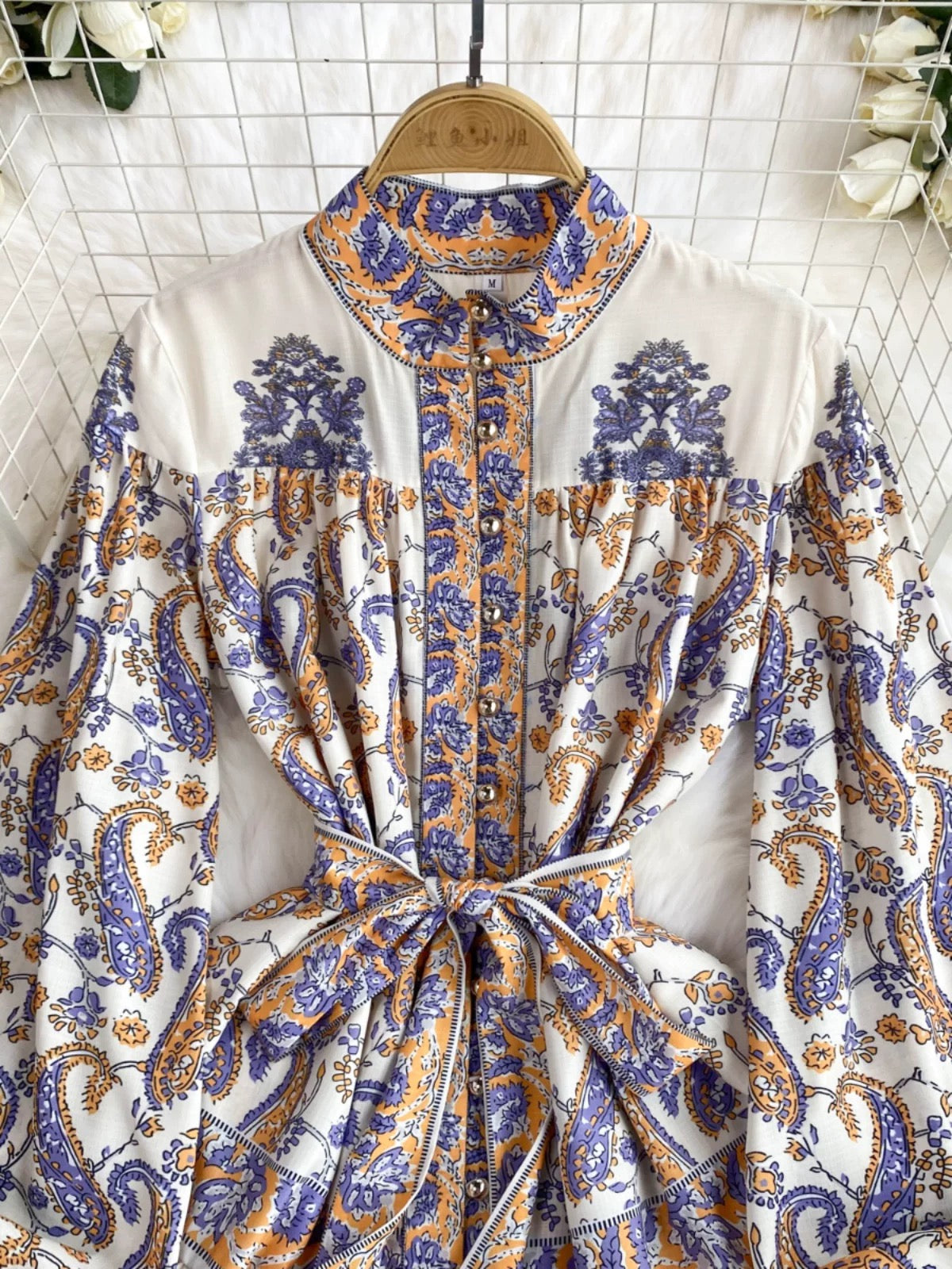 French dress for women 2024 new retro stand-up collar lantern sleeves waist slimming temperament printed ruffle skirt