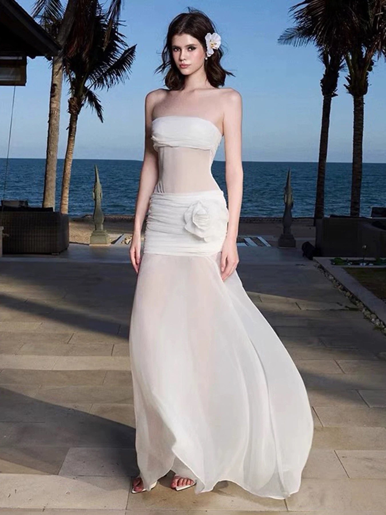Amyway [Sexy Pure Desire] Seaside resort style three-dimensional flower see-through tube top skirt mesh one-shoulder long skirt