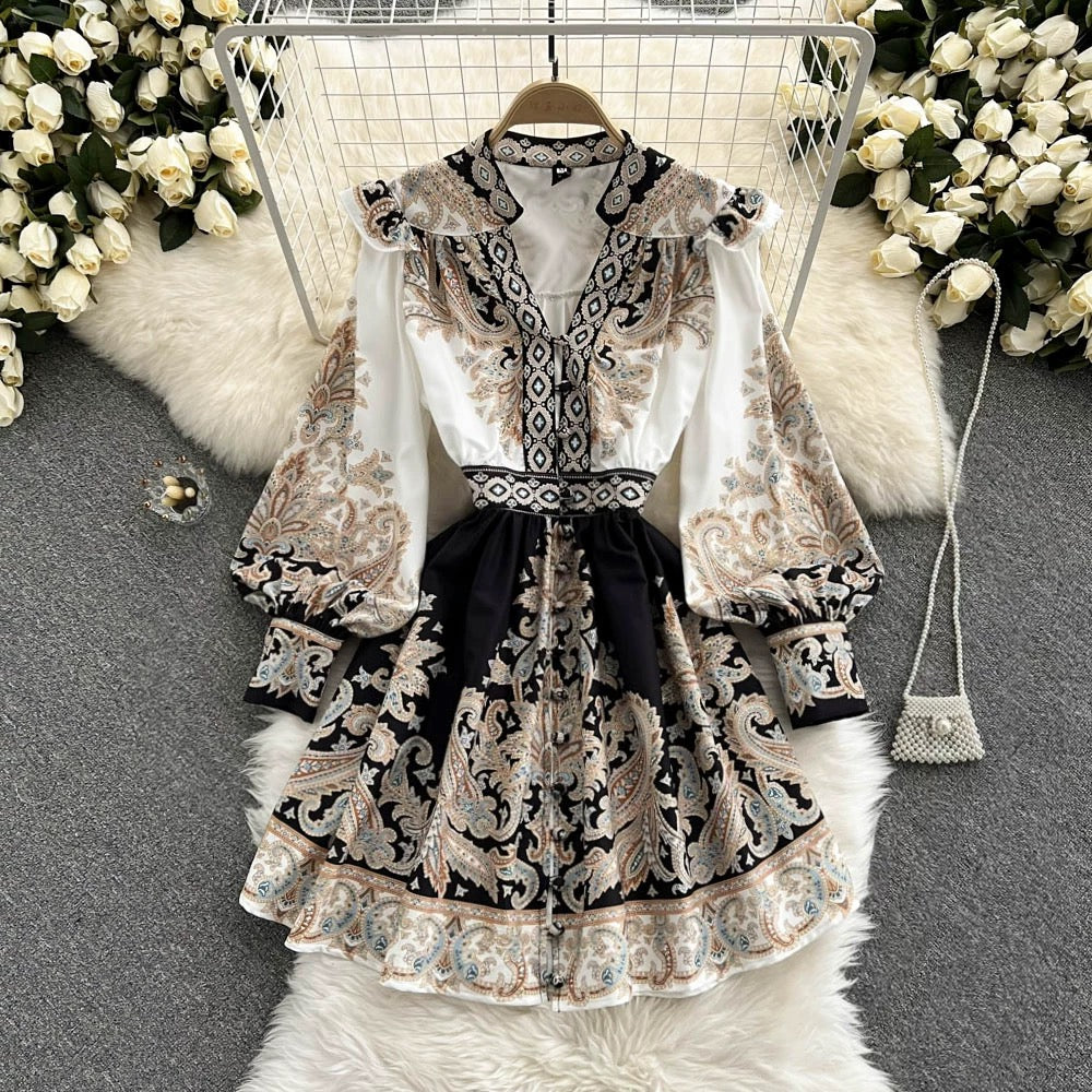 Spring new V-neck lantern sleeve printed dress for women, palace style, mid-length, waisted, petite princess dress