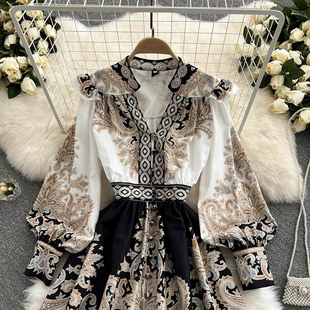 Spring new V-neck lantern sleeve printed dress for women, palace style, mid-length, waisted, petite princess dress
