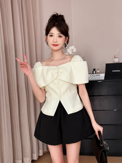 A roasted goose boy one-shoulder shirt women's lotus leaf waist top roasted goose family women's white French clothes