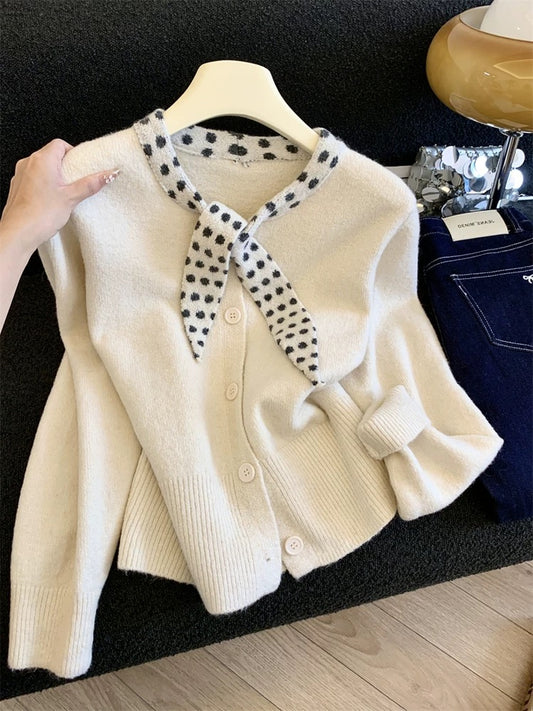 Jade Closet direct store recommendation ~ Medela sweet style with scarf knitted cardigan sweater jacket autumn and winter