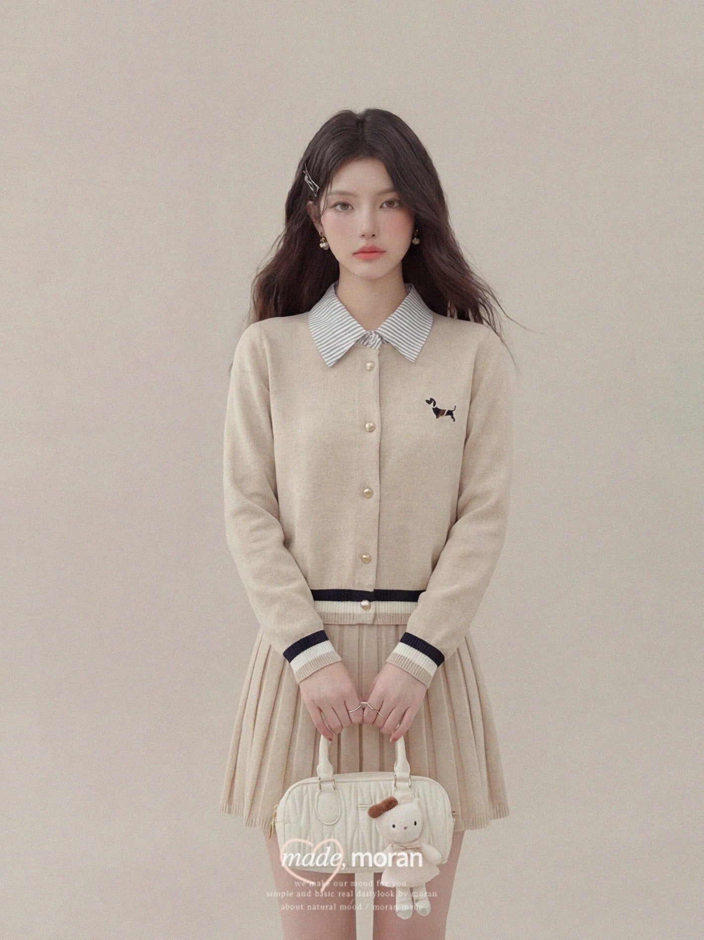 Korean style preppy two-piece top for women, 2025 autumn/winter knitted cardigan with striped shirt and pleated skirt set.