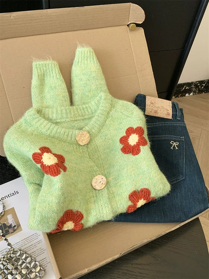 Jade Closet direct store recommendation ~ High-end French sweet style three-dimensional flower knitted cardigan sweater for women