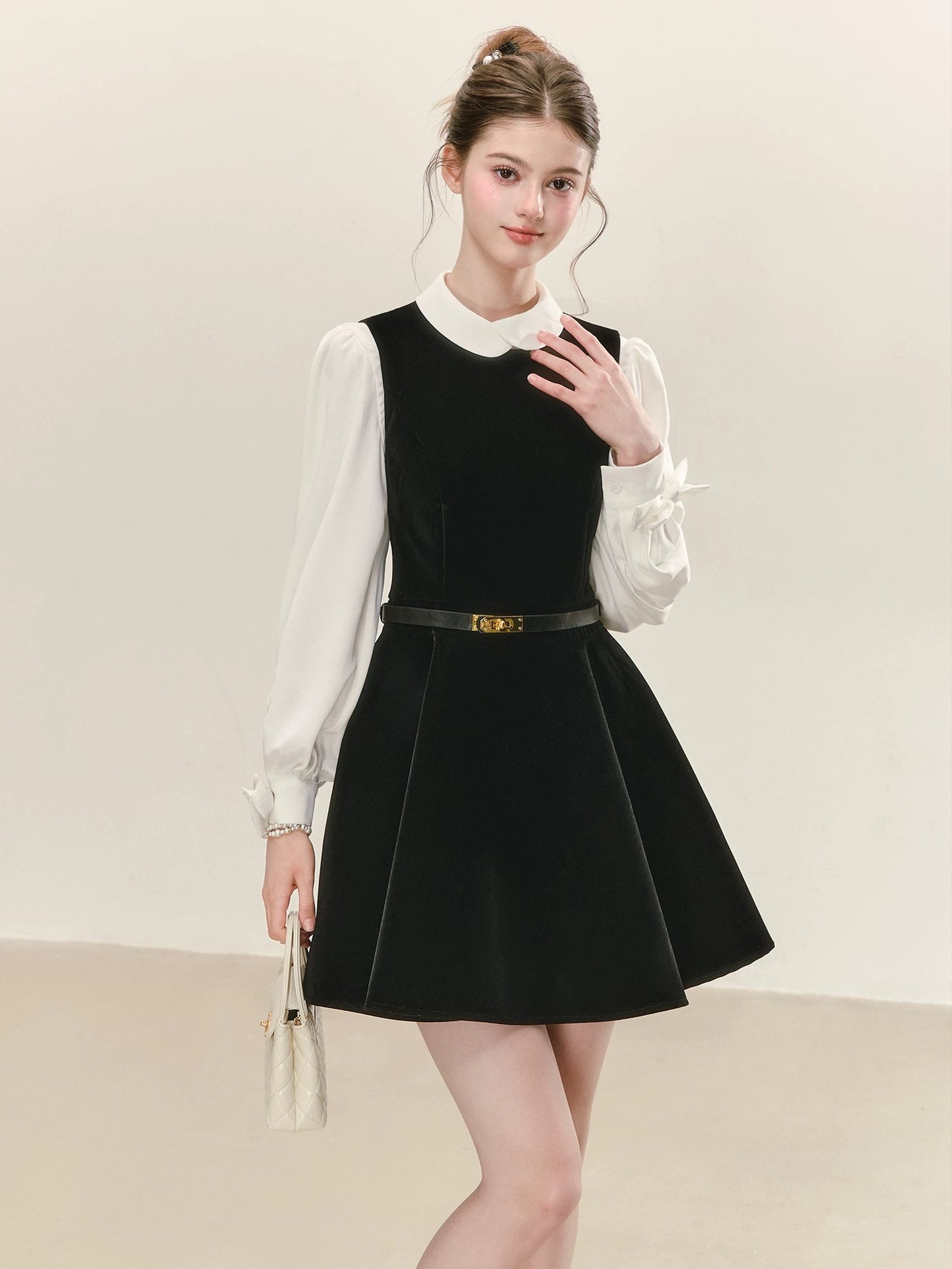 QDQD Rich Heiress Black Velvet Mini Dress - Slim Fit, High-End Sleeveless Vest Dress