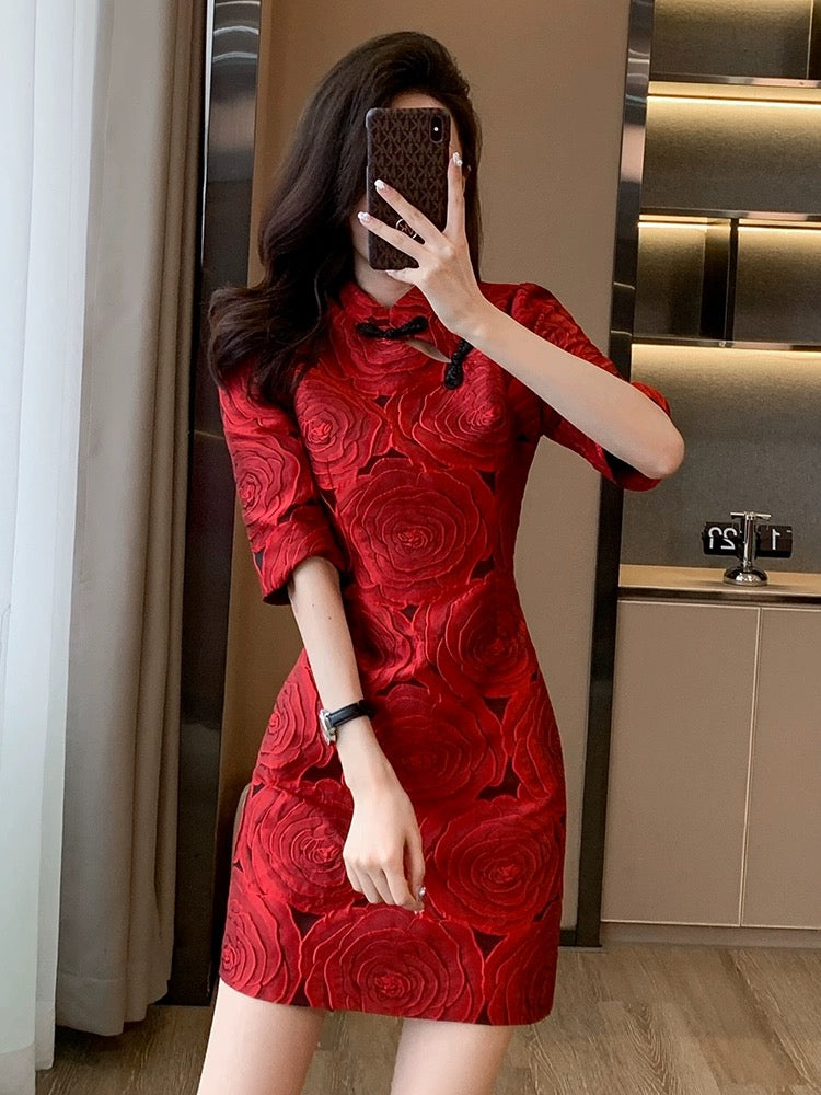 New Chinese style red jacquard dress for women spring 2024 new temperament small improved cheongsam skirt