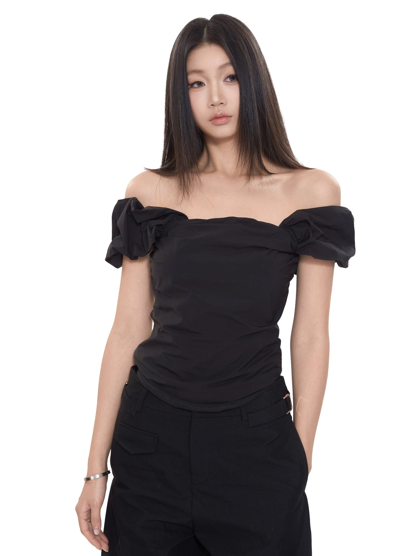 WITHMIN short-sleeved one-shoulder waisted short top for women in summer, slimming and pure, chic design T-shirt
