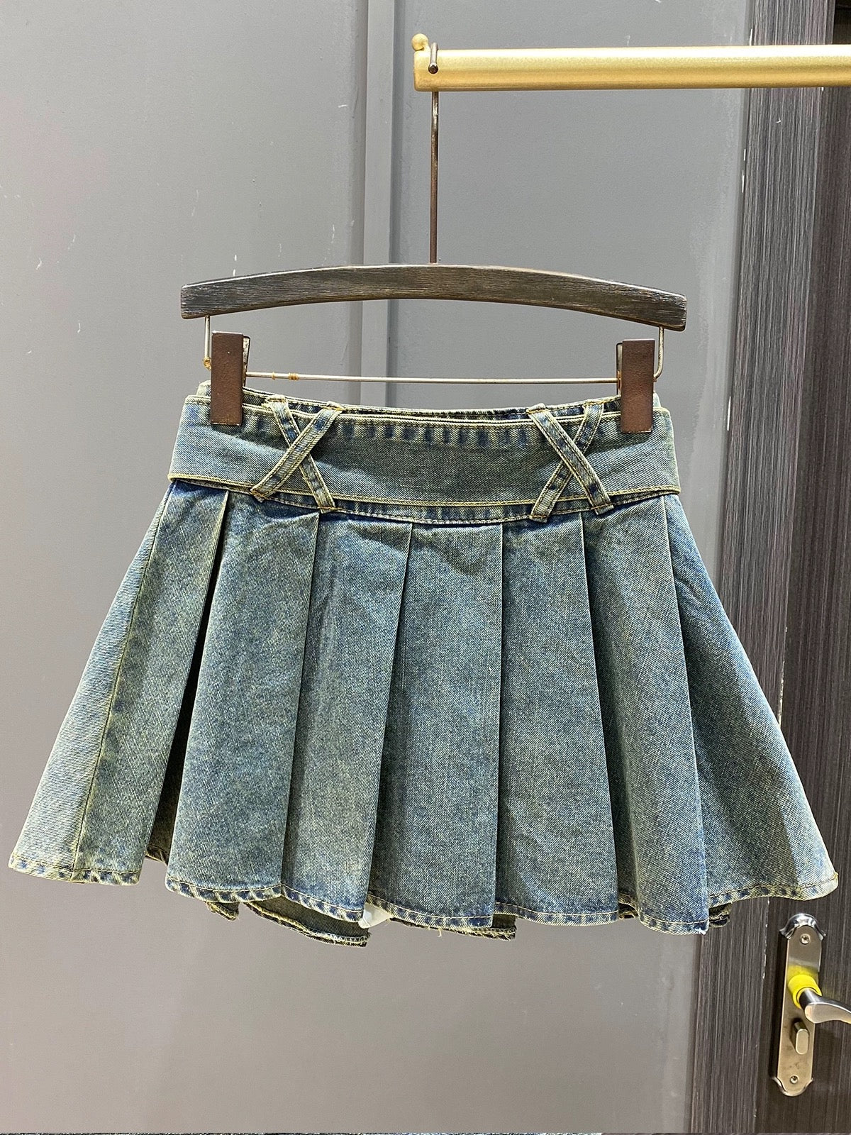 High-waisted denim skirt for women, summer retro design, A-line student pleated skirt, anti-exposure, short skirt for small people