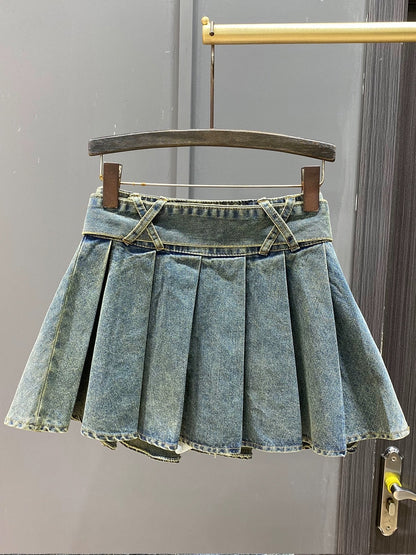 High-waisted denim skirt for women, summer retro design, A-line student pleated skirt, anti-exposure, short skirt for small people