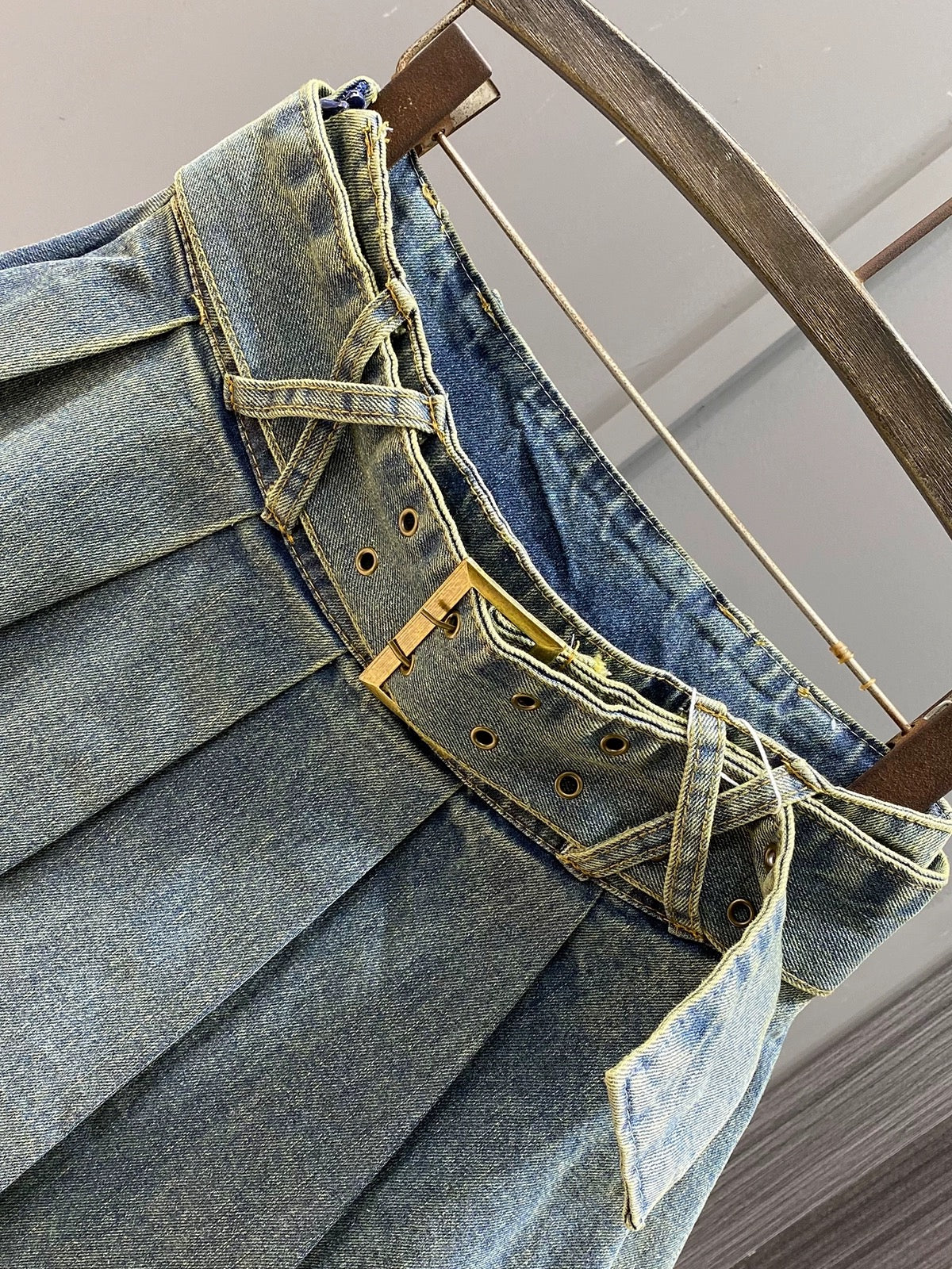High-waisted denim skirt for women, summer retro design, A-line student pleated skirt, anti-exposure, short skirt for small people