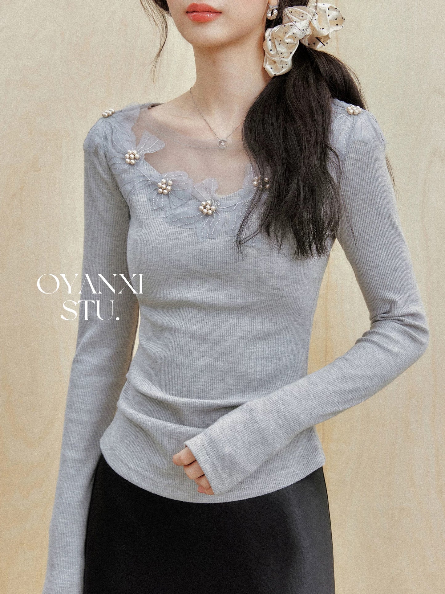 Ouyang Xi's "Gentle Nirvana" early spring design splicing long-sleeved T-shirt top temperament slimming T-shirt