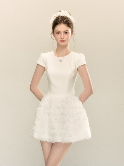 QDQD Elegant White Dress for Summer, Slimming Waist-Defining, Three-Dimensional Floral Design, Heavy-Duty A-Line Skirt
