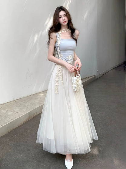 Lace-trimmed sleeveless vest with ribbon trim + mesh skirt - 2026 Summer New Gentle Resort Style Women's Set