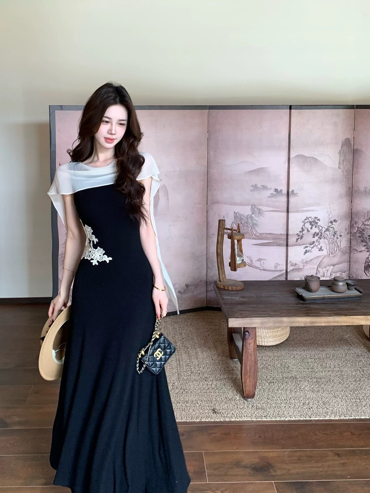 Mu Zili's New Chinese Style Embroidered Slim Fit Knit Dress with Flowing High Waist Long Skirt and Chiffon Shawl (Summer)