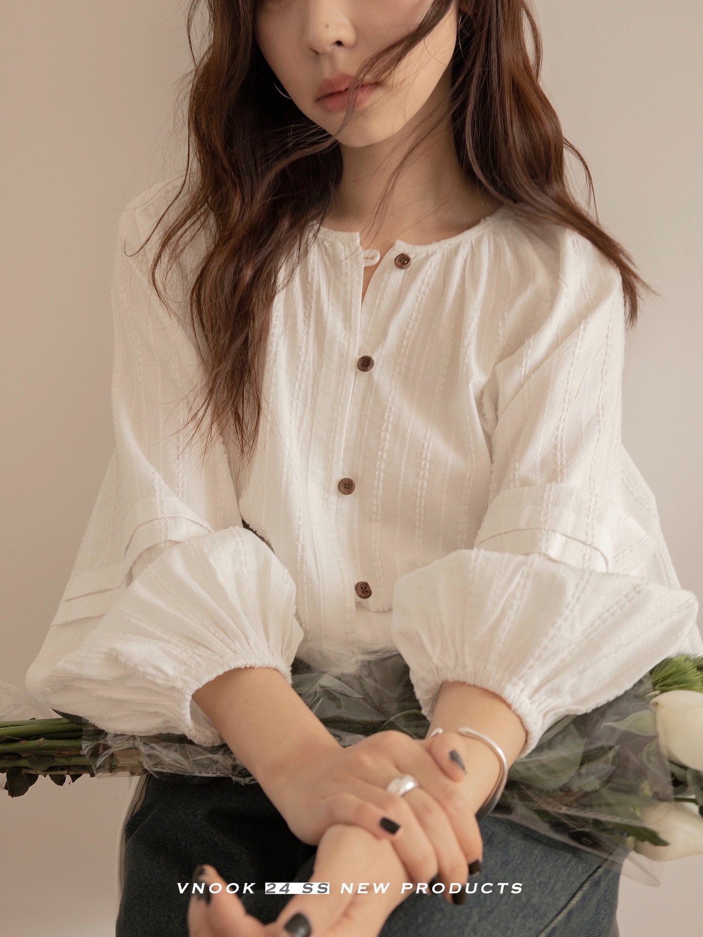 VNOOK lantern sleeve shirt 2024 spring new style loose jacquard placket round neck outer wear high-end shirt top