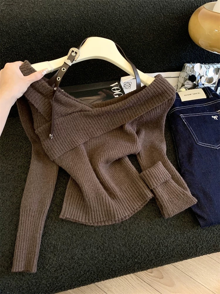 Jade Closet direct store recommendation ~ Medela sweet and spicy style design halter neck long-sleeved knitted sweater spring and autumn