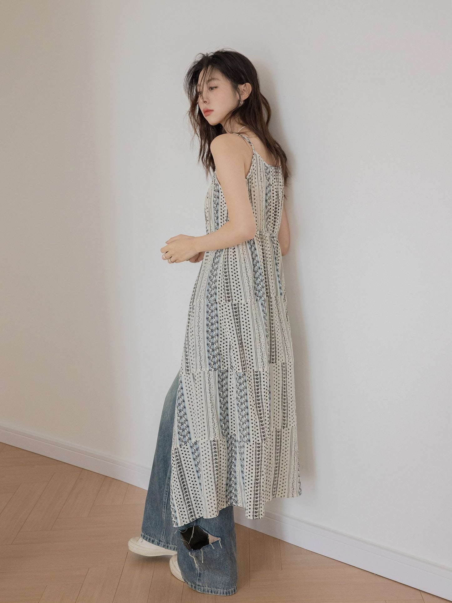 VNOOK floral splicing new suspender dress for women summer 2024 drapey high-waist temperament slim open-front long skirt