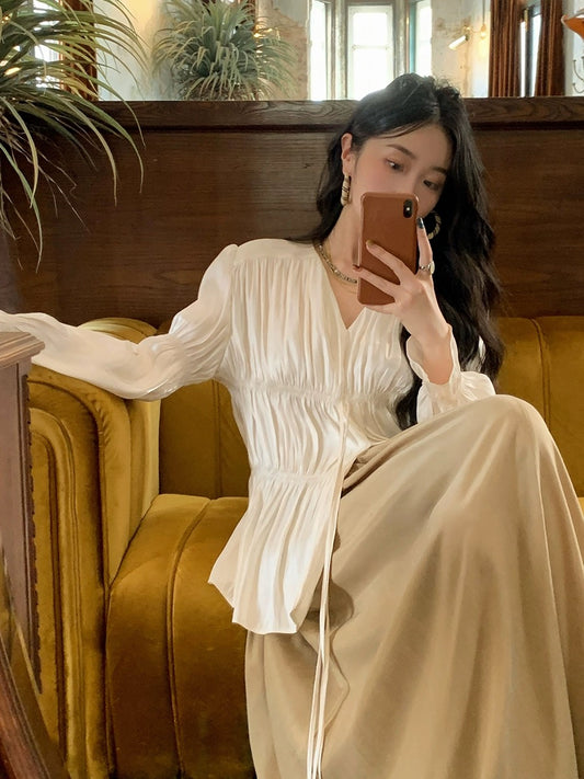 Ren Xiaoyi's design niche gathered strappy shirt for women 2024 spring and autumn new V-neck see-through sun protection shirt