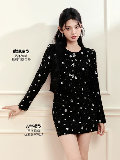 FanTu Elegant Socialite-inspired Suit 2025 Autumn/Winter Heavy Beaded and Rhinestone-Encrusted Long-Sleeved Jacket and A-line High-Waisted Skirt