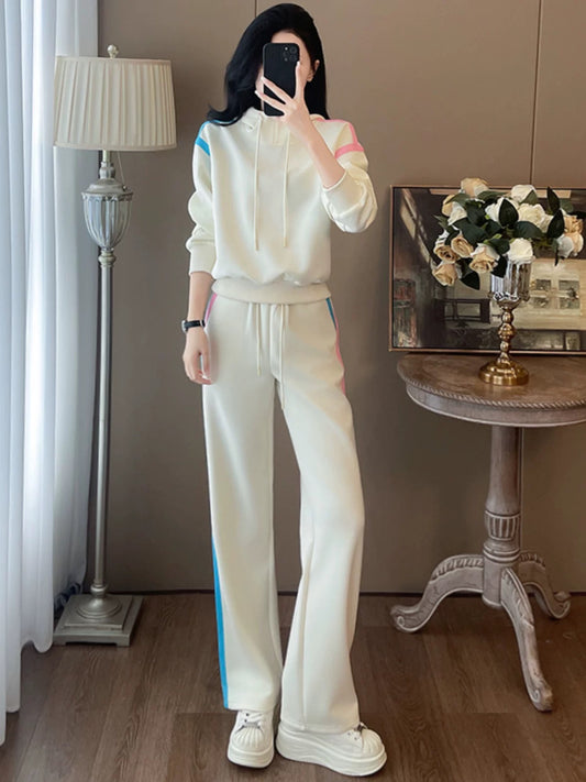 New autumn fashion age-reducing leisure sports suit for women, stylish apricot hooded sweatshirt, wide-leg pants, two-piece suit