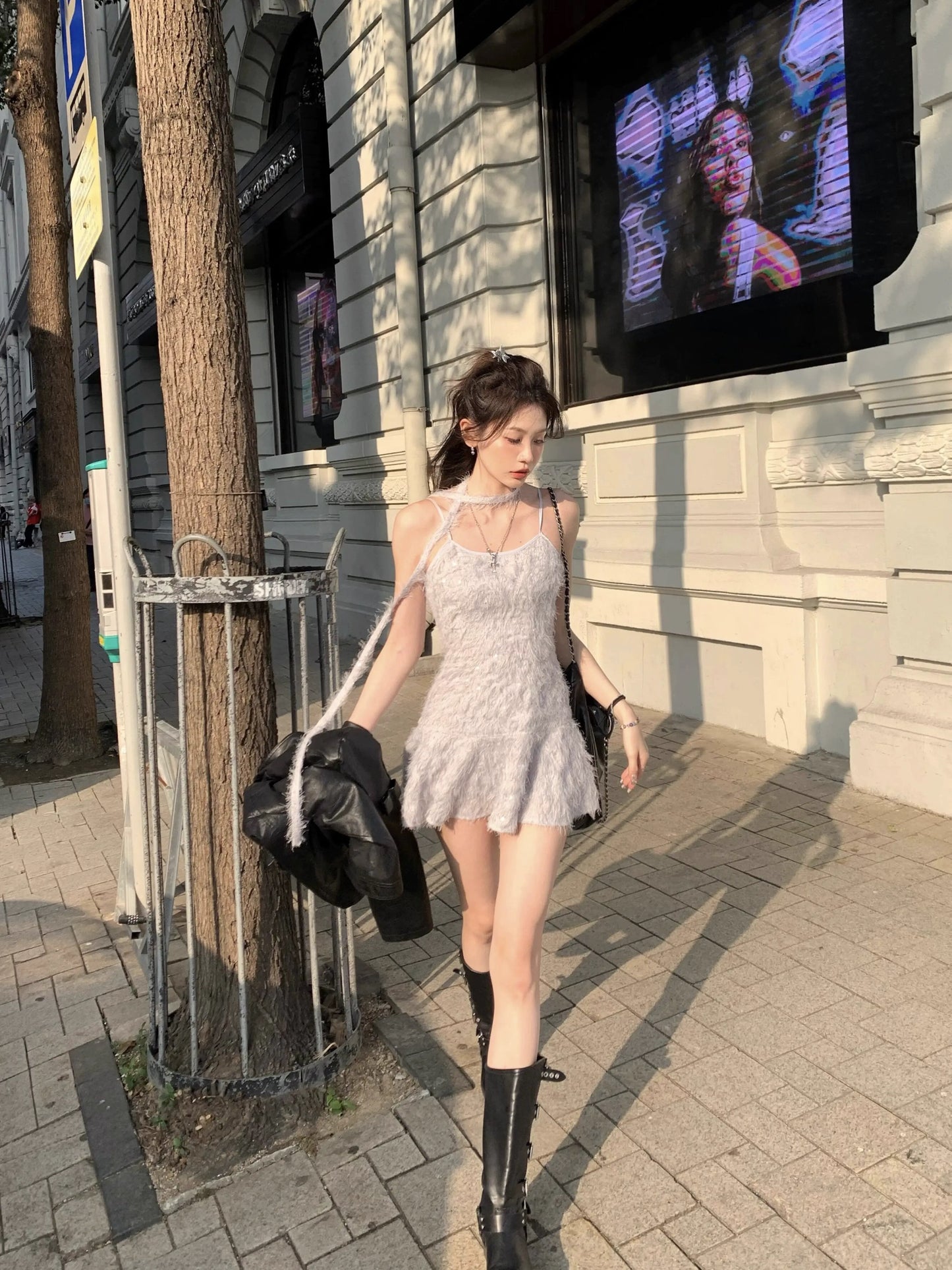 Eight-cover pinky piggy cosmic love period two-color suspender dress sweet and spicy style short skirt comes with a neck strap