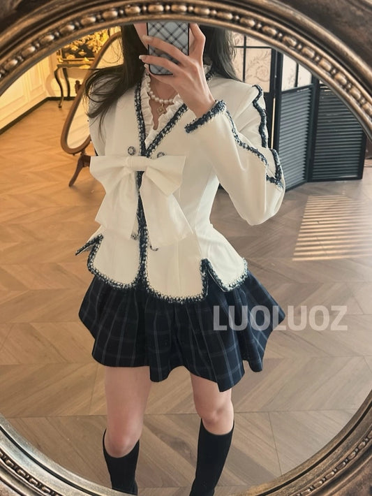 LUOLUOZ【Heartwarming Encounter】Elegant Bow-Tie Lace Top + Skirt Pants Two-Piece Set jF991