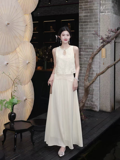 [In-Stock Clearance / Up to 40% Off] Lingqian Zihe New Chinese-Style Sequin Top & Satin Skirt Set